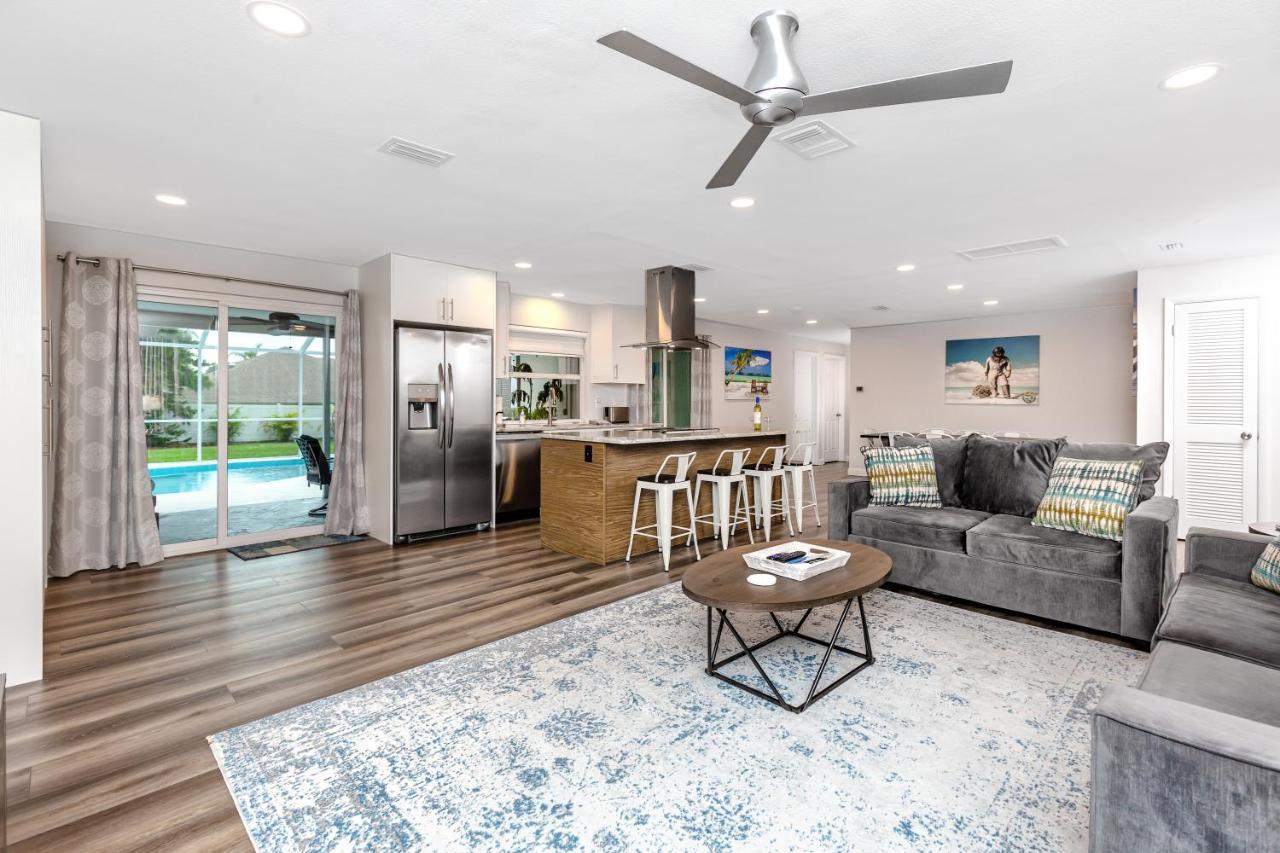 Modern Home, Heated Pool, Close To Beaches! Tarpon Springs Eksteriør billede